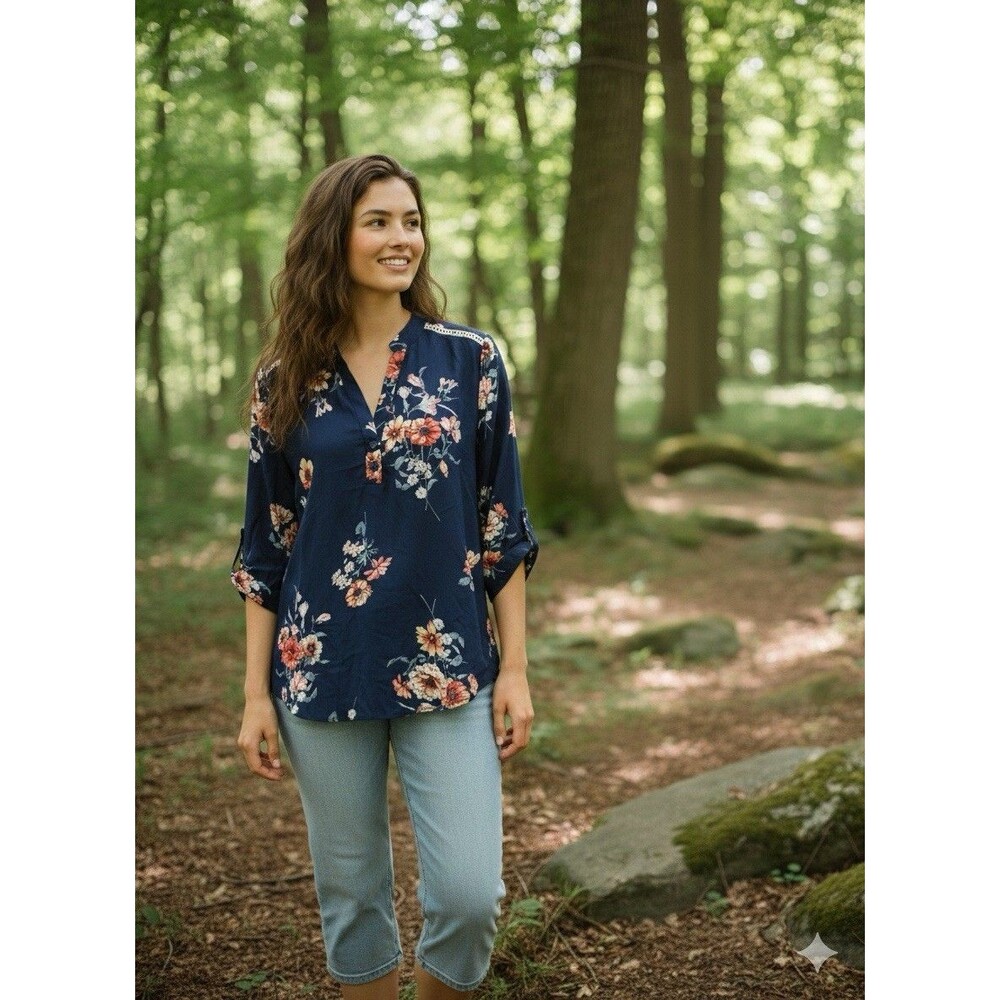 NWT CURE. Navy Floral Chic  BOHO Blouse Split Neck Lace Trim 3/4 Sleeve Size S